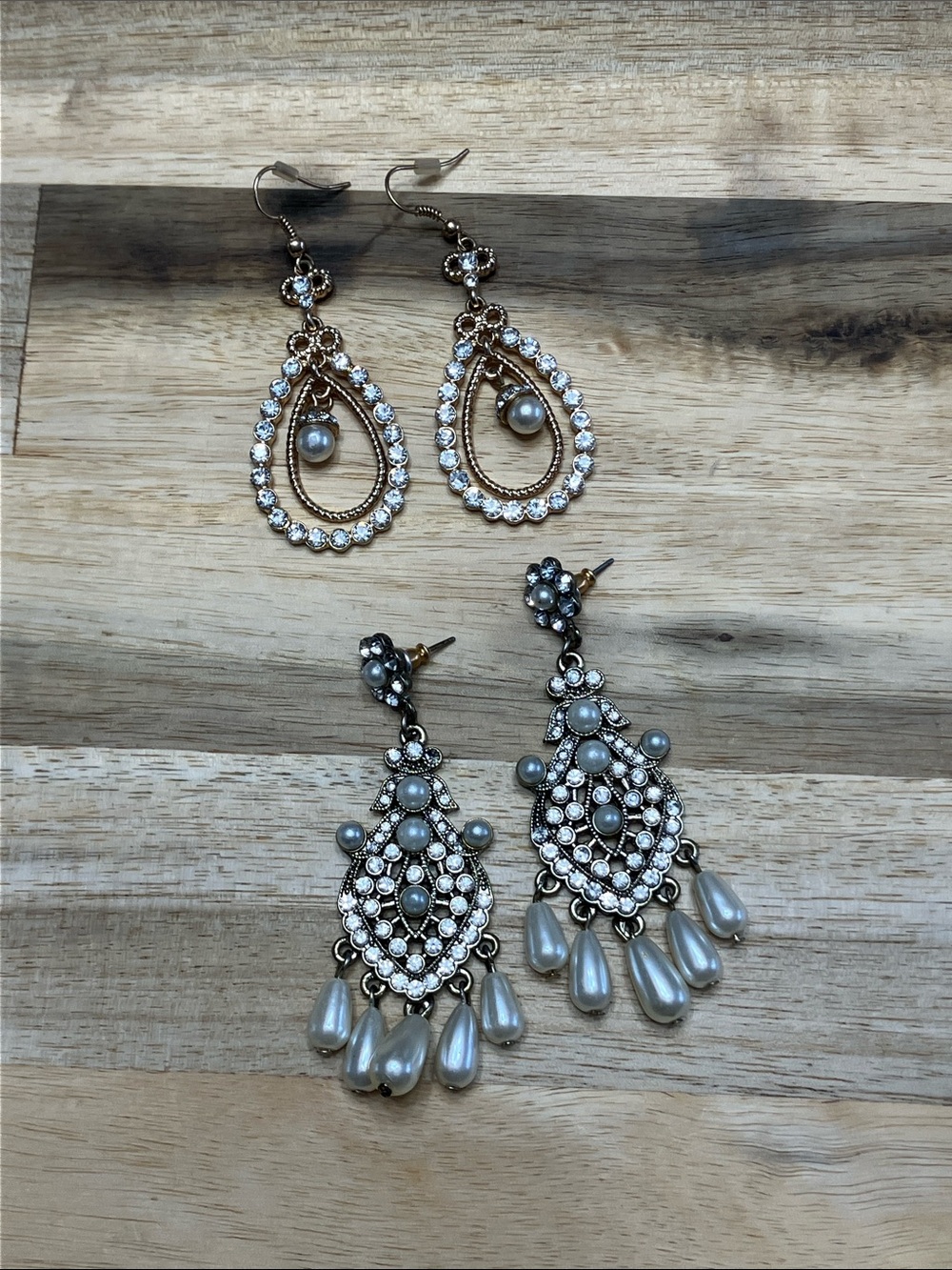 Fashion Costume Set of Pearl and Gold Tone Chandelier Earrings